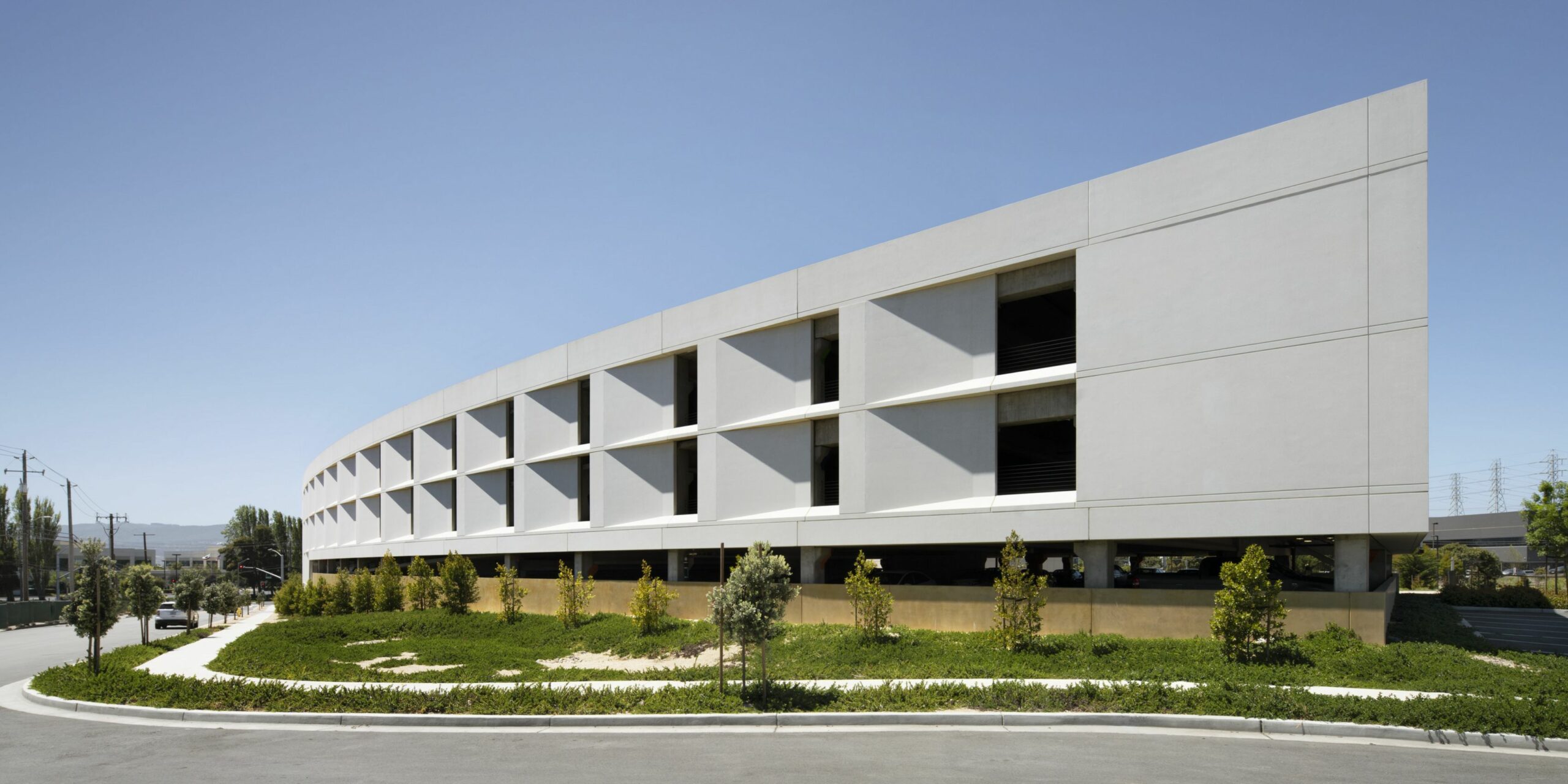 Roebling Road Parking Structure